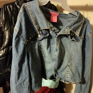 Thalia brand mid waist jean jacket